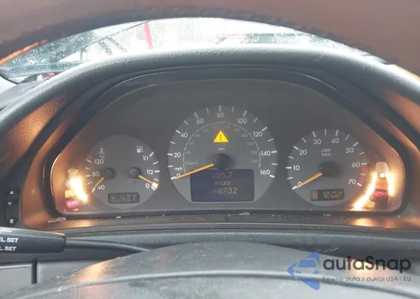 2003 Mercedes-Benz Clk 430 z USA, uszkodzony, nr VIN WDBLK70GX3T141575